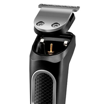 Aparador De Pelos Multigroom Bap21p Britânia 7 Em 1 Bivolt Preto Bivolt