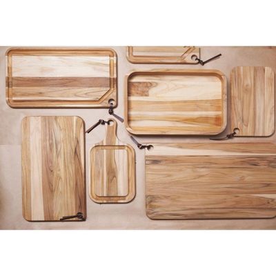 Gamela para Churrasco Tramontina Retangular em Madeira Teca com Acabamento Natural 40 x 25 cm