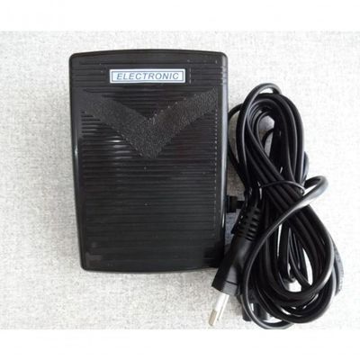 Máquina De Costura Galoneira 3 Agulhas Portátil Branco 110v 110V