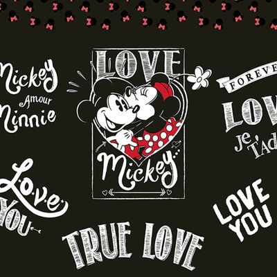 Fronha Portallar Malha Disney Estampa Localizada Jadore Love Black 48cmx68cm Preto