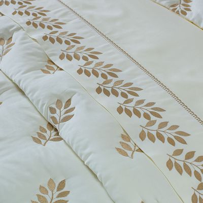 Jogo Cama Lençol Garland King Bordado 100% Algodão Acetinado 400 Fios 4 Peças - Palha e Fendi