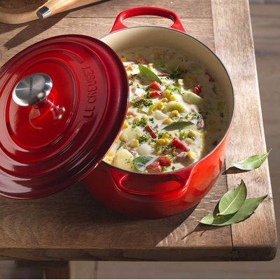 PANELA OVAL SIGNATURE 4,1L 27CM LE CREUSET - Vermelho 211782706