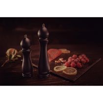 Moedor de Pimenta e Sal Tramontina Churrasco Black em Ceramica com Recipiente de Madeira 10 polegada