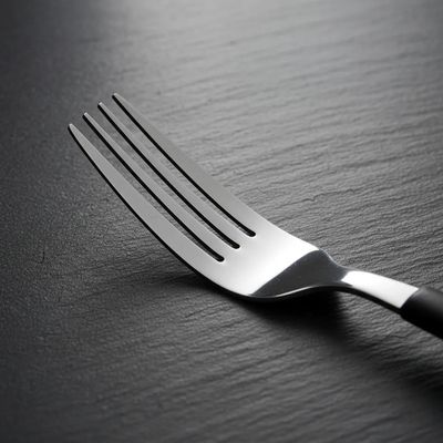 Jogo com 6 Garfos de Mesa com Cabo Preto de Aço Inox Premium