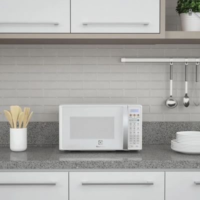 Micro-ondas Electrolux 20L Branco com Função Tira Odor e Descongelar (MTO30) 127V