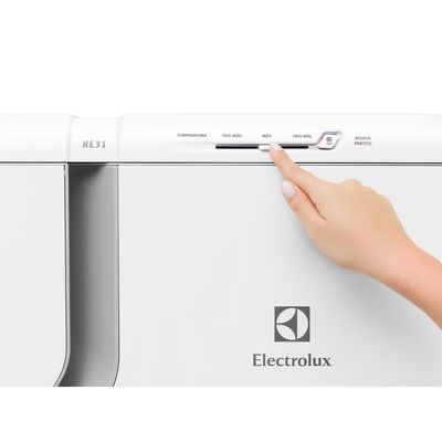 Geladeira Electrolux Cycle Defrost 240L Degelo Prático Uma Porta Branca (RE31) 220V