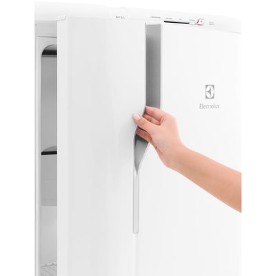 Geladeira Electrolux Cycle Defrost 240L Degelo Prático Uma Porta Branca (RE31) 220V