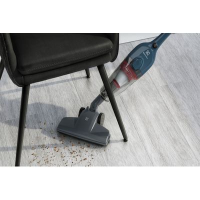 Aspirador de Pó Vertical com Fio Electrolux 1100W 2 em 1 Filtro HEPA Azul (STK13A) 220V