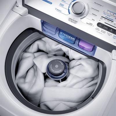 Máquina de Lavar Electrolux 13kg Branca Essential Care com Cesto Inox e Jet&Clean (LED13) 220V