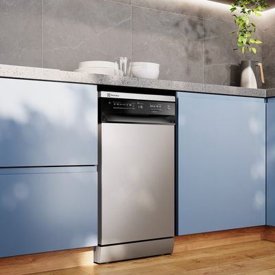 Lava-Louça Electrolux 10 Serviços Inox com Programa Lava & Seca 50 min (LS10E) 220V