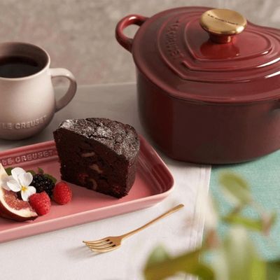 PANELA LE CREUSET CORAÇÃO TRADITION EM FERRO FUNDIDO VERMELHO RHONE 20CM 21401209494442