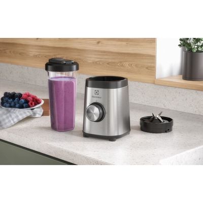 Liquidificador Portátil Electrolux Sport Blender 320W Efficient Inox c/ 2 garrafas (BSE20) 127V
