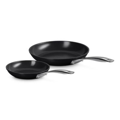 CONJUNTO LE CREUSET 2 FRIGIDEIRAS RASAS NON-STICK CERAMIC ESSENTIAL 20/26CM 51826000010098