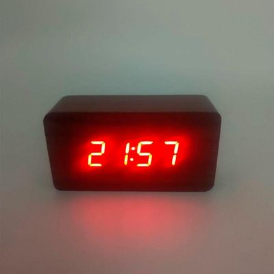 Relogio De Mesa Digital Tipo Madeira Com Despertador Marrom