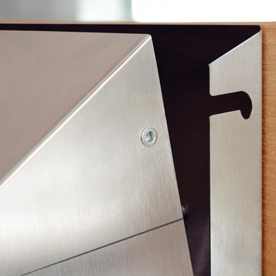 Dispenser de Papel Toalha Interfolhado Tramontina para Banheiro em Aço Inox Acetinado