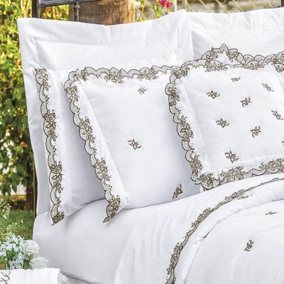 Almofada Decorativa Bordada 200 fios Mondrean Branco Vilela Enxovais 2 peças