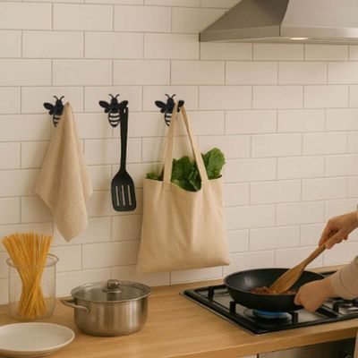 Kit 3 Ganchos Penduradores Pretos Aço de Parede 8cm Luft Masutti Abelha Libélula Borboleta
