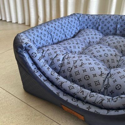 Cama Para Cachorro Toca Quadrada Em Corino + Poliéster Azul Lv Média (m) 40 X 40 X 40 Cm