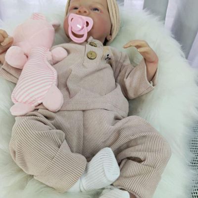 Bebê Reborn Menina Olhos Abertos Cabelo Implantado Fio A Fio Realista