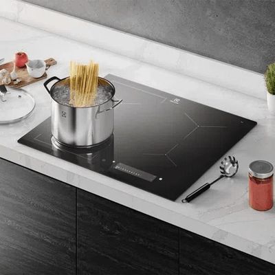 Cooktop 4 Bocas De Indução Electrolux Expert Com Sense Fry E Timer IE6SF 220V