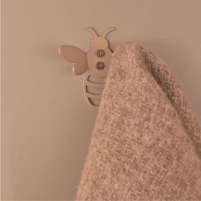 Kit 3 Ganchos Multiuso Parede Dourados Abelha Libélula Borboleta Porta Luft Masutti