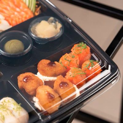 20un Embalagem Oriental com Divisória e 2 Potes de Porção GO901 Preto Galvanotek