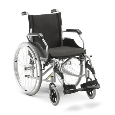 Cadeira de Rodas com Elevação de Pernas e Apoio de Cabeça D600 T46 Dellamed UNICA