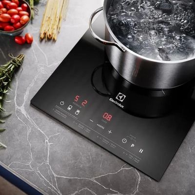 Cooktop 2 Bocas De Indução Electrolux Efficient 2 Em 1 Com Powerboost IE3LP 220V