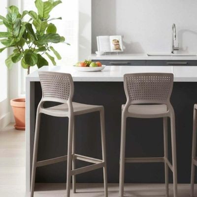 Kit 4 Banquetas Altas Plástico Resistente Tramontina Safira Camurça para Bar Bancada Ilha Cozinha