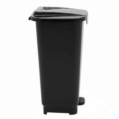 Lixeira Plástica Retangular Preta 50L Tramontina Pedal Tampa Coleta Seletiva Empresas