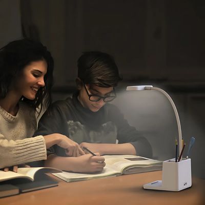 Luminária de Mesa LED Recarregável com Suporte para Celular - 3 Níveis de Luz, Porta Canetas