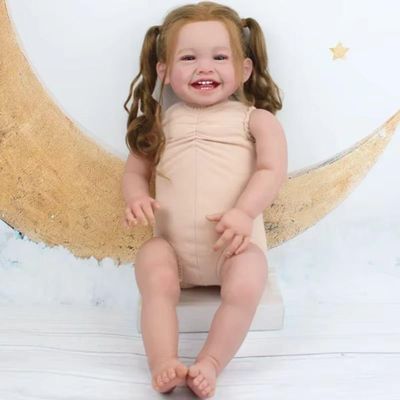 Bebe Reborn Menina Sorridente Corpo De Pano Macio Cabelo Implantado Fio A Fio
