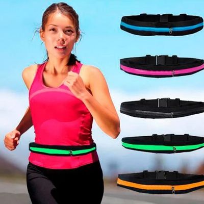 Pochete Esportiva Corrida Slim Impermeável Ajuste na Cintura Saída para Fone de Ouvido Único / Preto