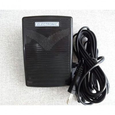 Máquina De Costura Semi Industrial Bracob 2agulhas 220v 220V