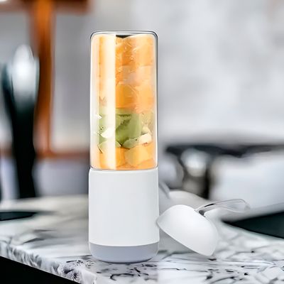 Mini Liquidificador Portátil Recarregável 6 Lâminas - Tritura Gelo, Ideal para Shakes, Sucos e Papinhas