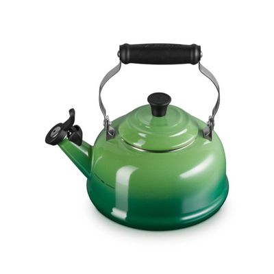 CHALEIRA LE CREUSET TRADICIONAL COM APITO EM AÇO ESMALTADO 1,6L VERDE BAMBU 40104024080000