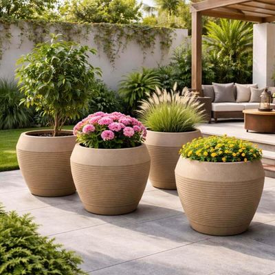 Kit 4 Vasos Grandes Jardim Tramontina Egípcio em Polietileno 54cm Granito Areia Plantas Folhagem