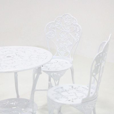Mesa De Alumínio Fundido Com Cadeiras Sem Braços Para Jardim Branco