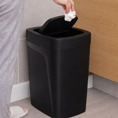 Lixeira Preta Plástica Tampa Basculante Compact Tramontina 8,5L Banheiro Cozinha