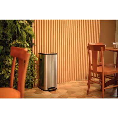 LIXEIRA TRAMONTINA OCTO AÇO INOX COM BALDE REMOVÍVEL E PEDAL 20L 94544/420