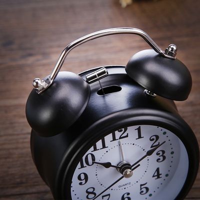 Relógio Despertador Analógico 2 Sinos Modelo Antigo Retro | Desperte com estilo e nostalgia Cor:Azul