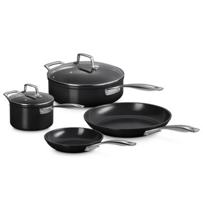 CONJUNTO LE CREUSET 2 FRIGIDEIRAS E 2 PANELAS NON-STICK CERAMIC ESSENTIAL 51825000010098