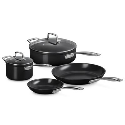 CONJUNTO LE CREUSET 2 FRIGIDEIRAS E 2 PANELAS NON-STICK CERAMIC ESSENTIAL 51825000010098