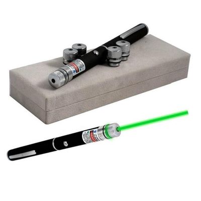 Caneta Laser Verde Pointer 300mw com 5 Ponteiras de Efeitos Preta