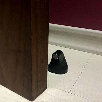 Prendedor Trava Porta Magnético com Imã