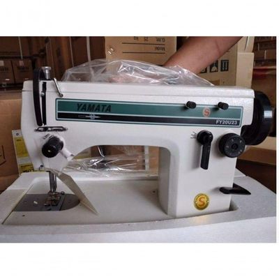 Zig Zag E Reta Semi Industrial Yamata-110v / 220-completa 110V
