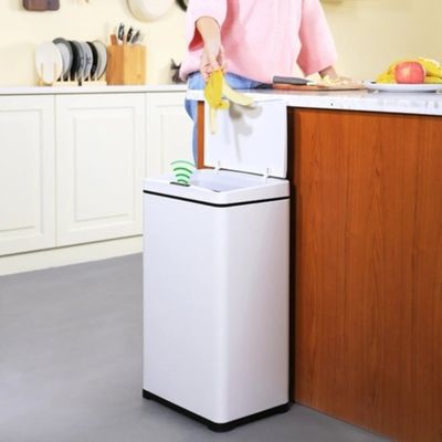 Lixeira Automática Cinza Escovado Retangular 50 Lts Sensor