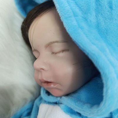 Bebe Reborn Menina Silicone Sólido Molinho Cabelo Implantado Fio A Fio Realista