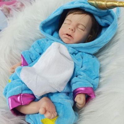 Bebe Reborn Menina Silicone Sólido Molinho Cabelo Implantado Fio A Fio Realista