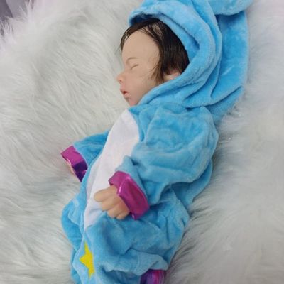 Bebe Reborn Menina Silicone Sólido Molinho Cabelo Implantado Fio A Fio Realista